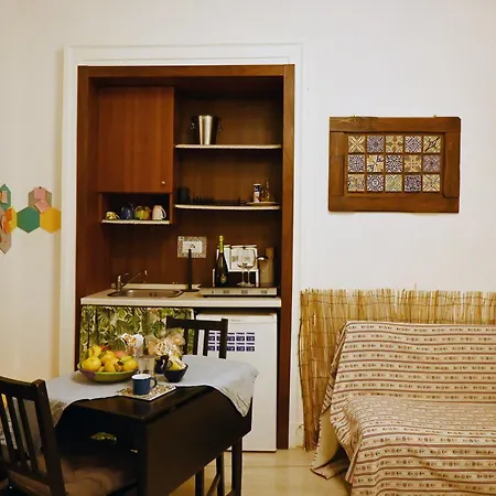 Sunrise Apartment *