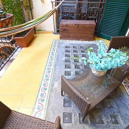 Sunrise Apartment *